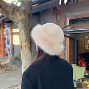 Gorro de lana peludo para invierno